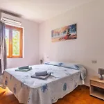 Romana * Porto Istana